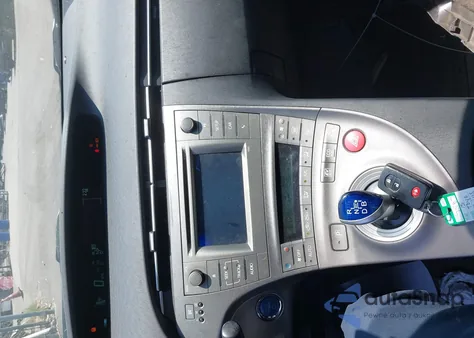 2015 Toyota Prius Two z USA, uszkodzony, nr VIN JTDKN3DU6F0457395